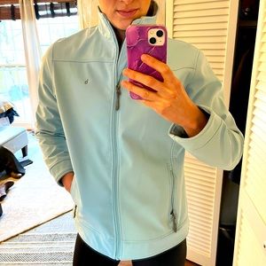 Blue sky scrubs. Softshell jacket in Ladies Medium